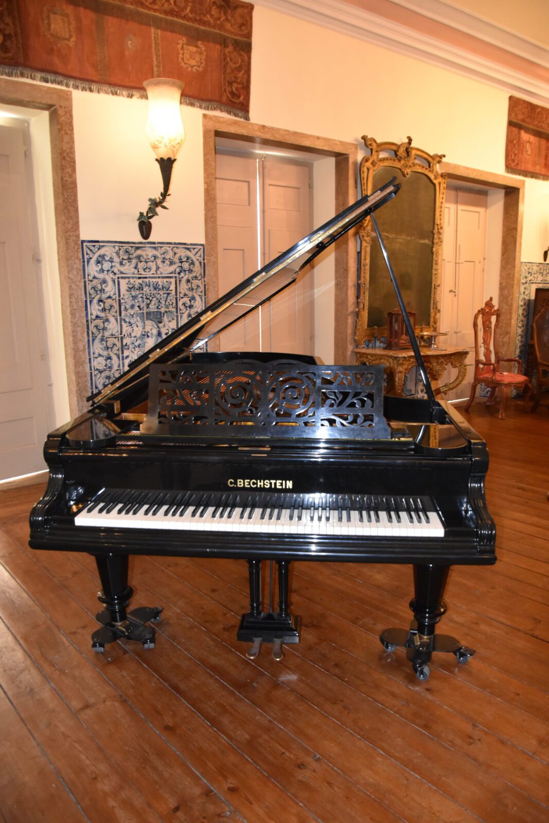 Piano C. BECHSTEIN no MADP